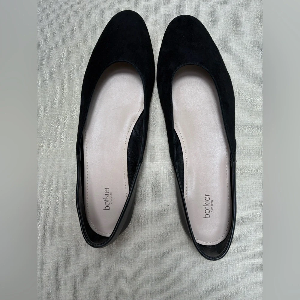 botkier New York Flats-Size: 10-Color: Black-Front is Suede and Back is Leather - Picture 5 of 7